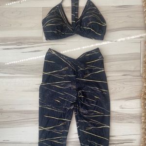 Lici fit Tiger Eye Sport Bra and Leggings